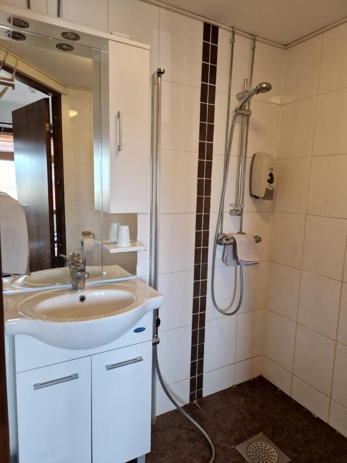 Botnia Hotel & Restaurant Kruunupyy Екстер'єр фото